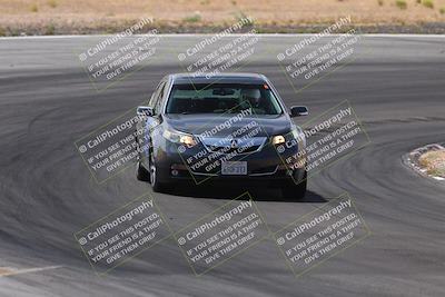 media/Jun-01-2025-CalClub SCCA (Sun) [[eae223c5dd]]/Group 1/Track Event 4/